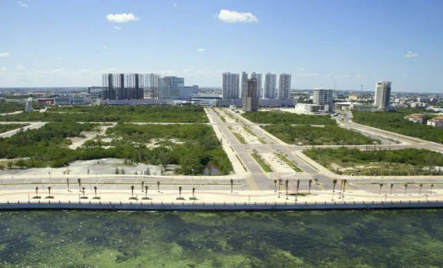 Cancún: piden a AMLO que destrabe el proyecto del Malecón Tajamar